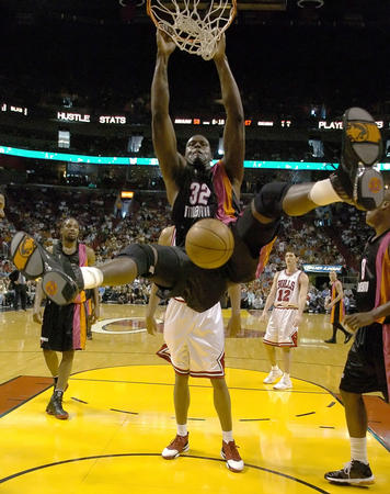 对阵奥格斯 对阵奥格斯